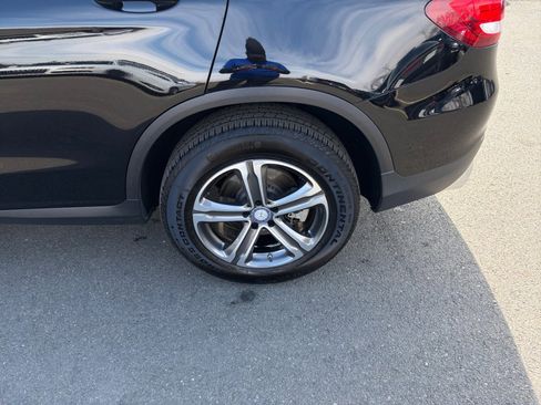 Used 2016 Mercedes-Benz GLC 300 4MATIC image 26