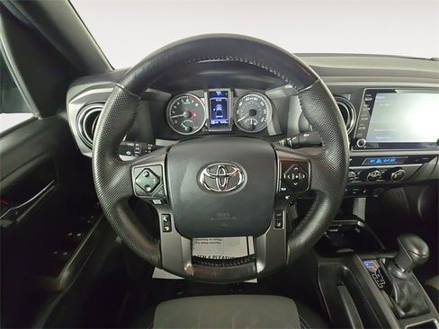Used 2023 Toyota Tacoma TRD Off-Road image 12