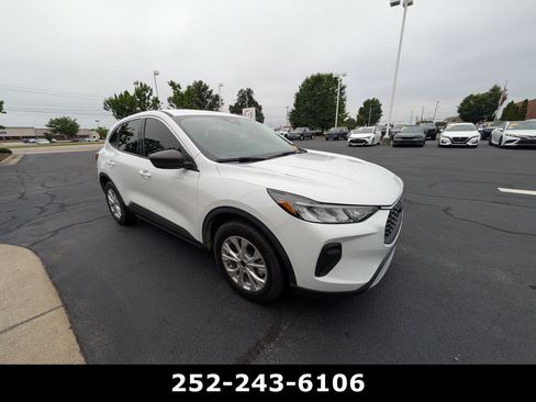 Used 2023 Ford Escape Active FWD image 4