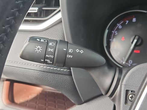 Used 2019 Toyota RAV4 Limited w/ Advanced Technology Package FWD image 15