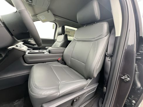 New 2026 Ford Expedition Max Active image 13