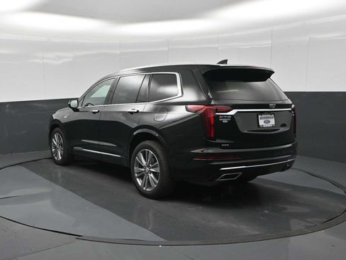 Used 2024 Cadillac XT6 Premium Luxury w/ Technology Package AWD/4WD image 6