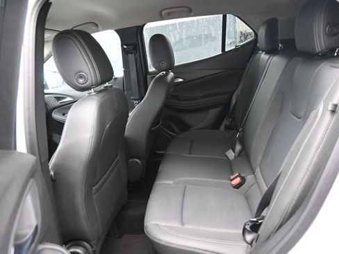 Used 2025 Buick Encore GX Preferred AWD/4WD image 29