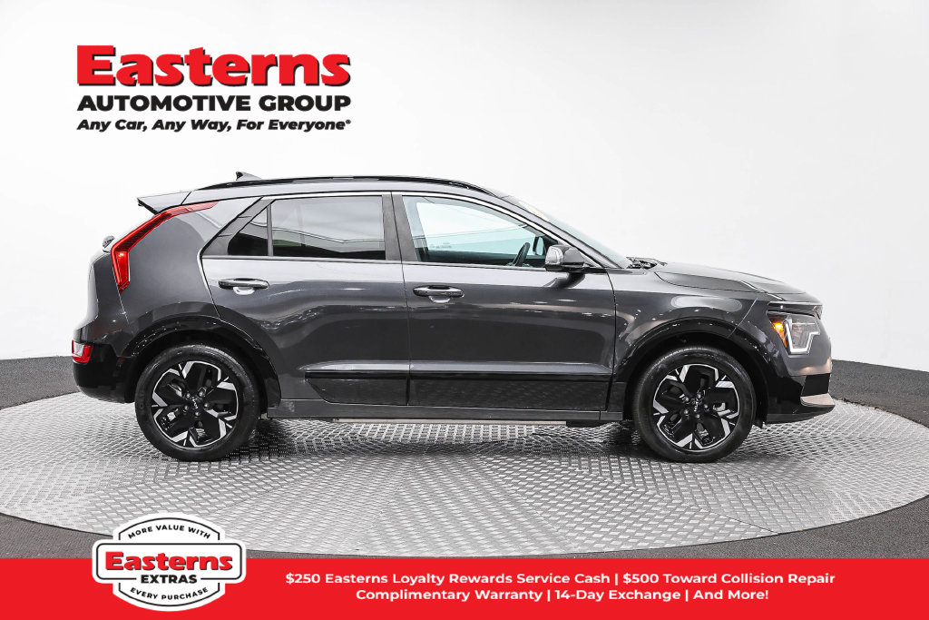 Used 2023 Kia Niro Wind FWD image 5