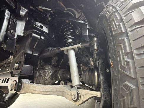 Used 2025 RAM 1500 Laramie w/ Night Edition image 16