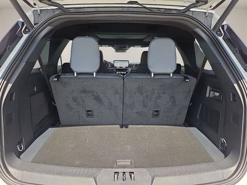 Used 2026 Ford Explorer ST w/ Sun And Sound Package RWD image 9
