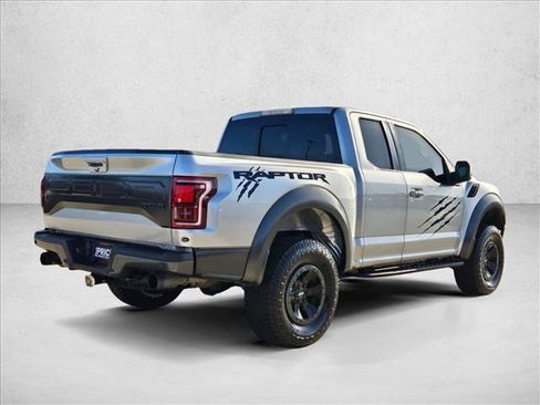 Used 2018 Ford F150 Raptor w/ Equipment Group 802A Luxury AWD/4WD image 5