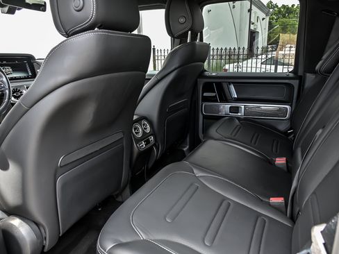 Used 2023 Mercedes-Benz G 550 image 24