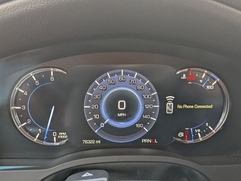 Used 2019 Cadillac Escalade Luxury AWD/4WD image 16