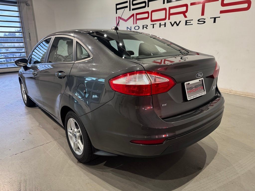 Used 2017 Ford Fiesta SE w/ Cold Weather Package FWD image 5