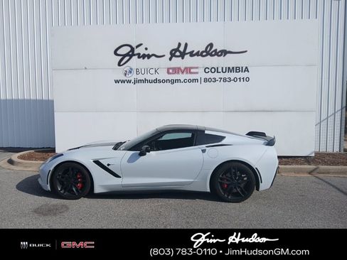 Used 2019 Chevrolet Corvette Stingray Coupe w/ Carbon Flash Badge Package image 12