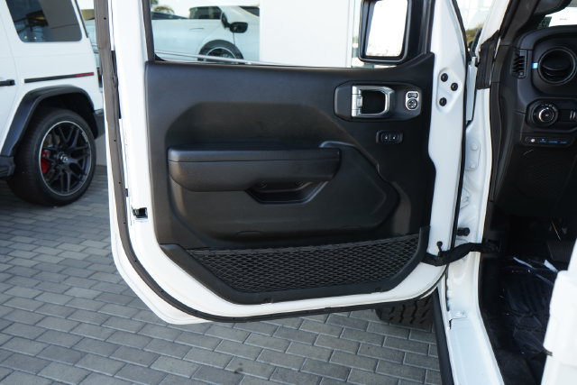 Used 2024 Jeep Wrangler Unlimited Rubicon 4xe AWD/4WD image 15