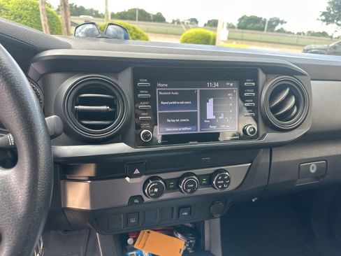 Used 2021 Toyota Tacoma SR w/ SR Convenience Package RWD image 4