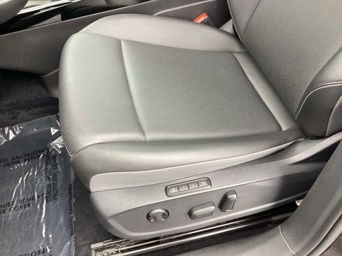 Used 2023 Volkswagen ID.4 Pro S image 12