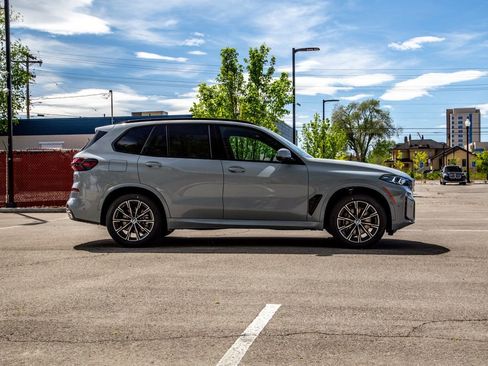 New 2026 BMW X5 xDrive40i w/ M Sport Package image 6