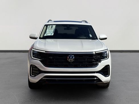 New 2026 Volkswagen Atlas SEL Premium R-Line AWD/4WD image 2