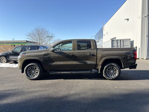 Used 2023 Chevrolet Colorado LT w/ LT Convenience Package II image 8