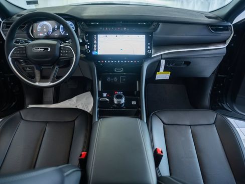 New 2026 Jeep Grand Cherokee Limited AWD/4WD image 22