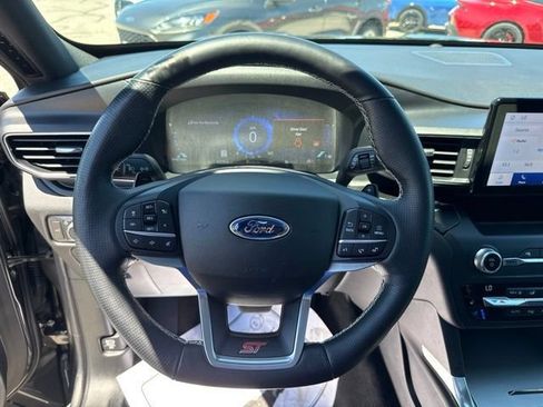 Used 2020 Ford Explorer ST AWD/4WD image 28