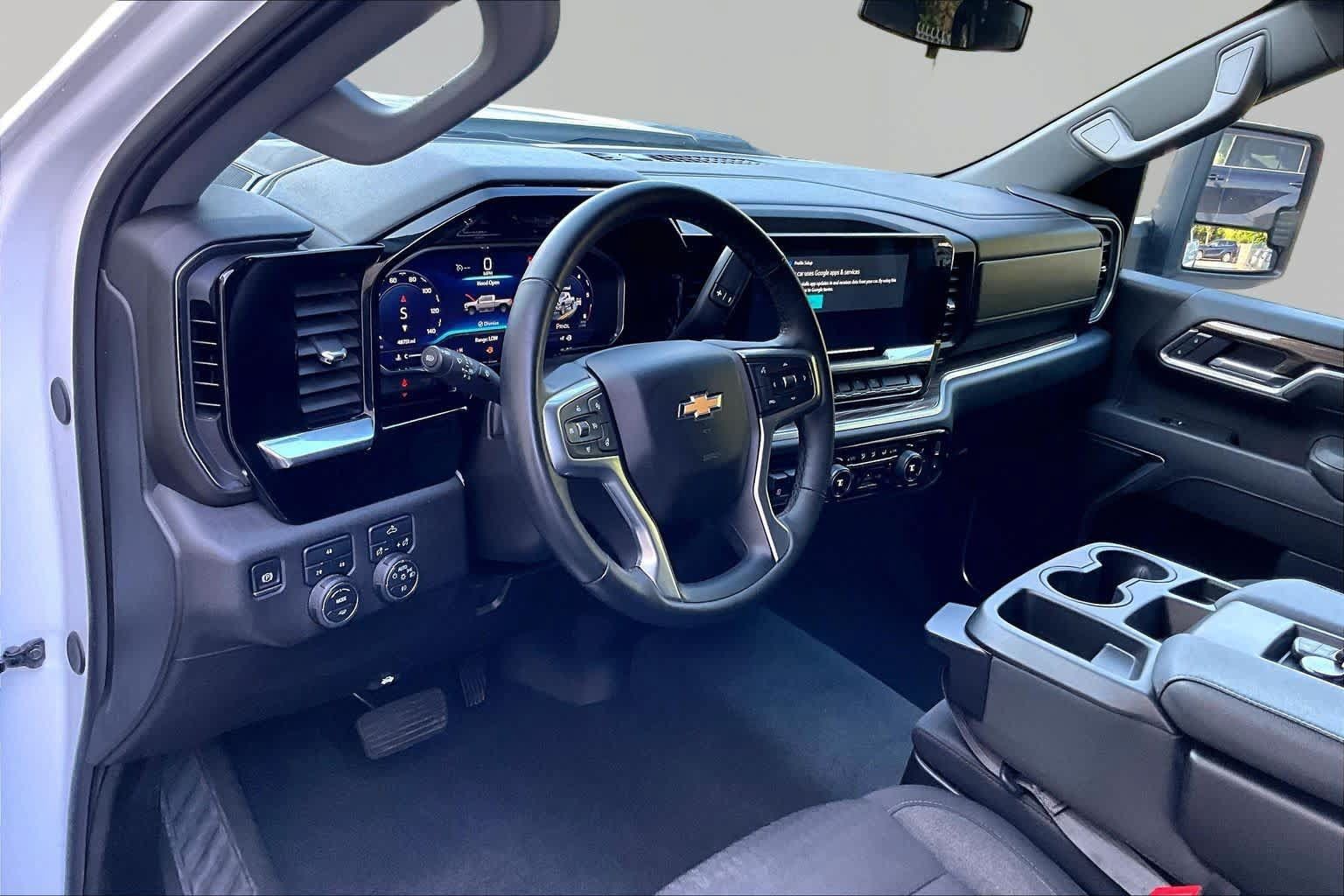 Used 2025 Chevrolet Silverado 2500 LT w/ Convenience Package AWD/4WD image 35