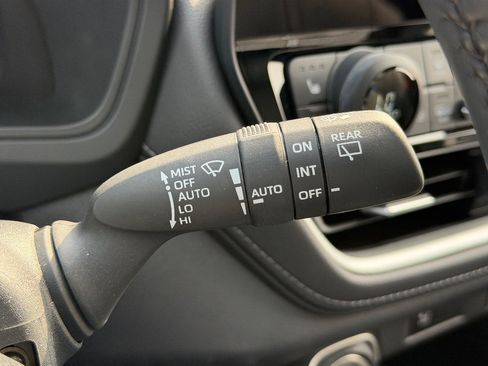 Used 2025 Toyota Grand Highlander AWD image 13