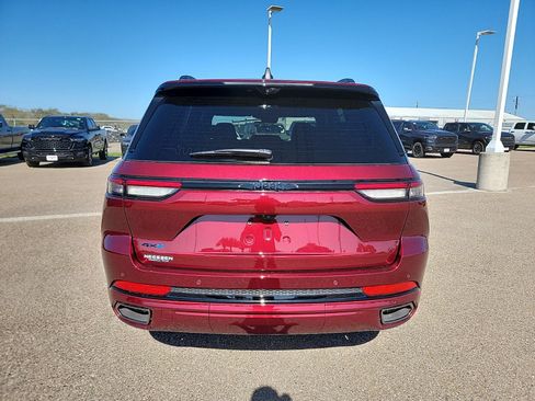 Used 2025 Jeep Grand Cherokee Limited 4xe AWD/4WD image 9