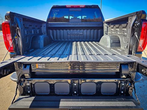 New 2026 GMC Sierra 1500 AT4 w/ AT4 Premium Package image 6