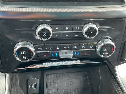 Used 2021 Ford F150 Platinum w/ Equipment Group 701A High AWD/4WD image 23