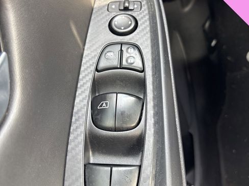 Used 2020 Nissan Sentra SV image 9