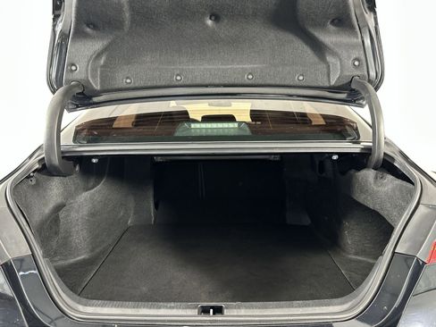 Used 2019 Toyota Camry LE FWD image 25