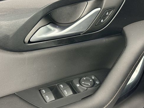 Used 2022 Chevrolet Blazer Premier FWD image 13