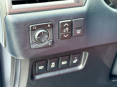 Used 2023 Lexus GX 460 Premium image 10