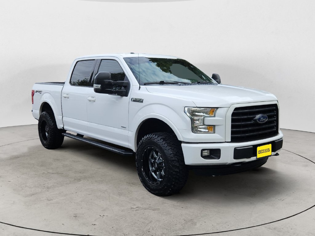 Used 2016 Ford F150 XLT w/ Equipment Group 302A Luxury AWD/4WD image 3