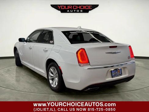 Used 2015 Chrysler 300 Limited image 6