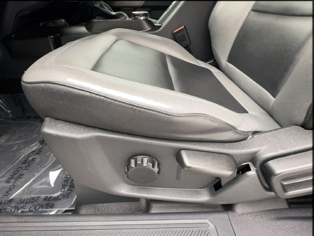 Used 2023 Ford Bronco Black Diamond AWD/4WD image 23