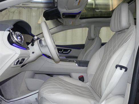 Used 2022 Mercedes-Benz EQS 580 4MATIC image 26