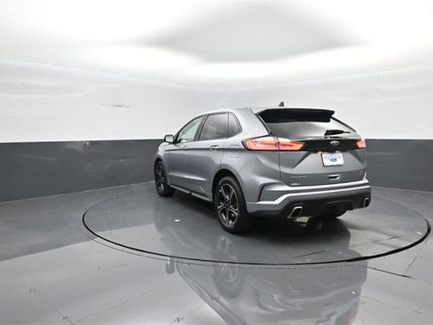 Certified 2020 Ford Edge ST image 5