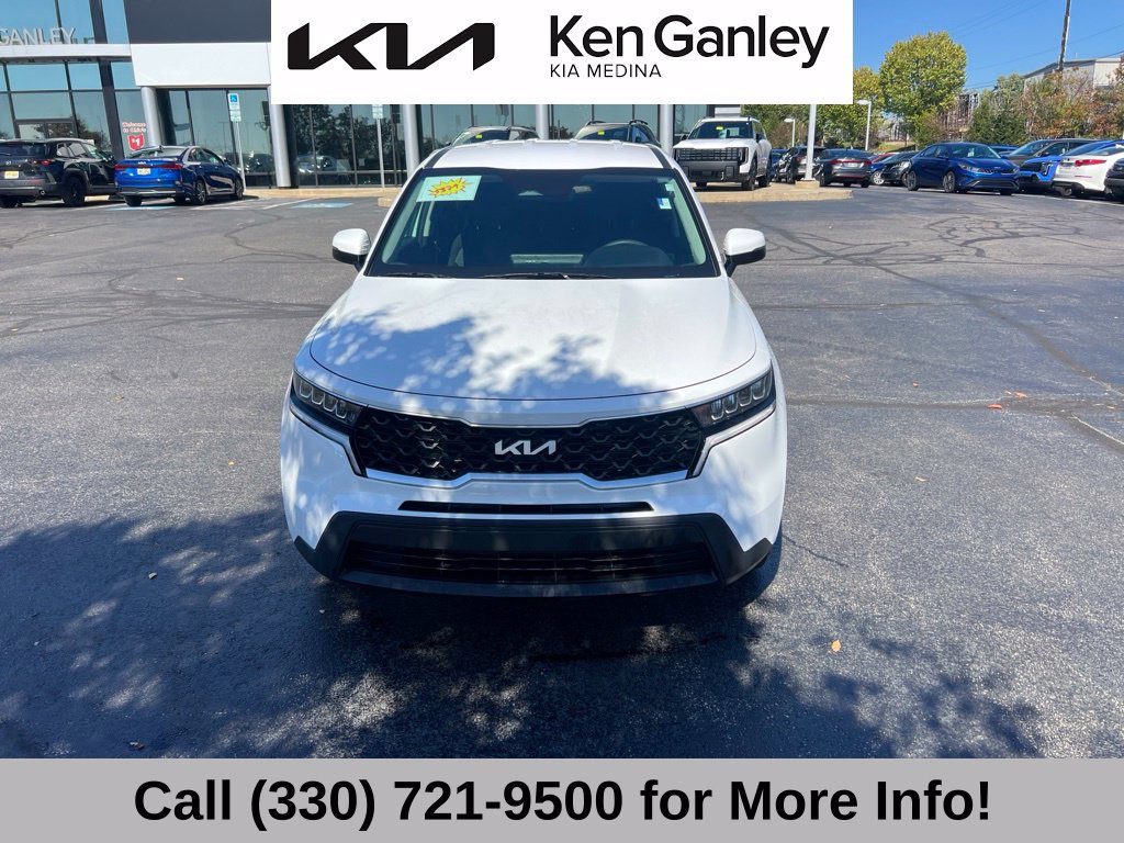 Certified 2023 Kia Sorento LX AWD/4WD image 5