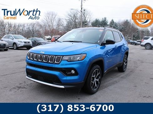 Used 2024 Jeep Compass Limited image 1