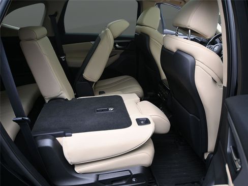 Certified 2023 Acura MDX SH-AWD image 22