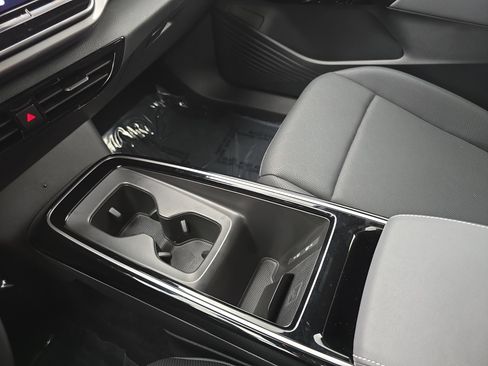 Certified 2025 Volkswagen ID.4 Pro S RWD image 25