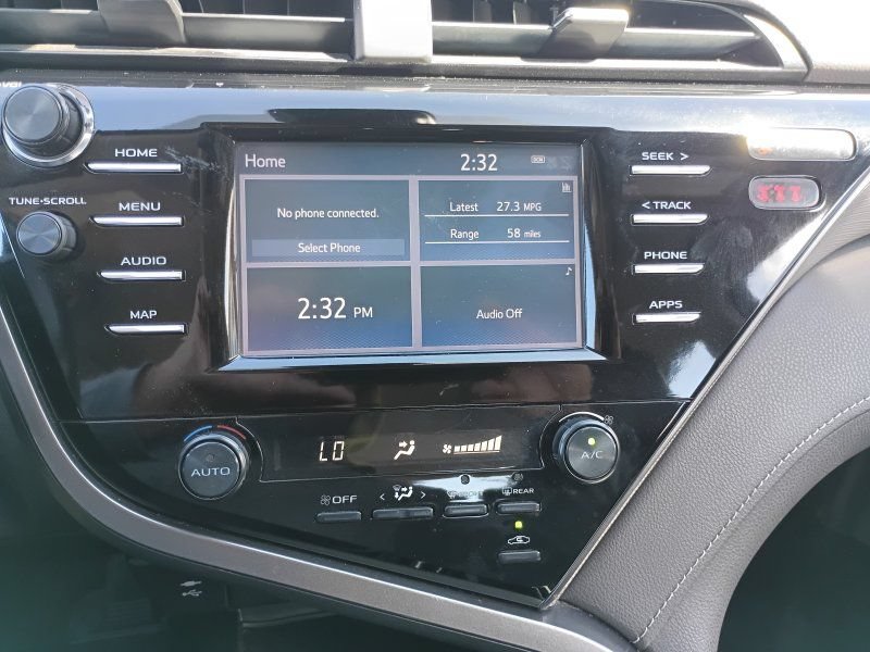 Used 2019 Toyota Camry SE FWD image 10