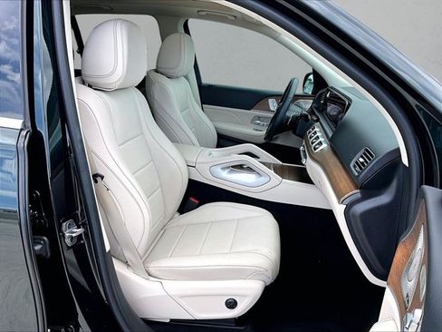 Used 2024 Mercedes-Benz GLE 350 4MATIC image 9