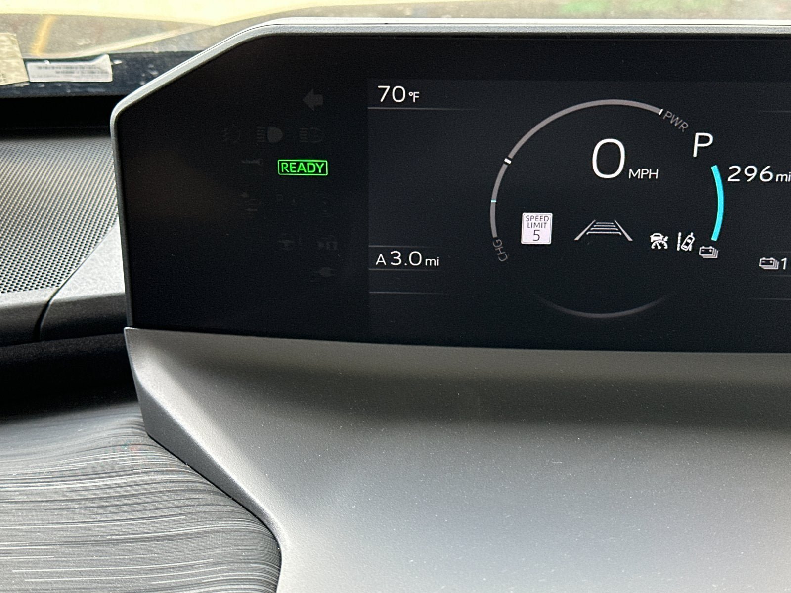 New 2026 Toyota C-HR AWD/4WD image 25