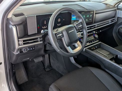 Used 2026 Hyundai Santa Fe SE image 13