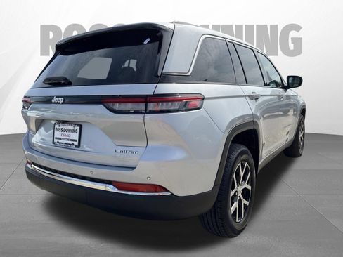 Used 2024 Jeep Grand Cherokee Limited RWD image 4