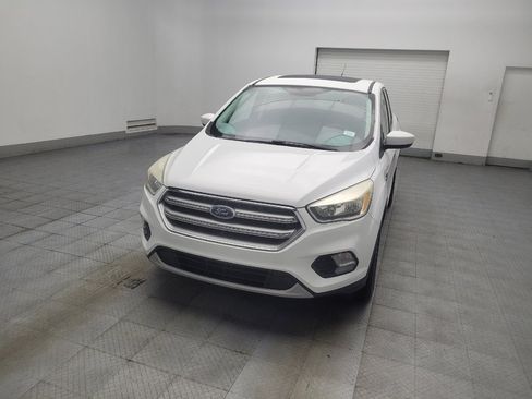 Used 2017 Ford Escape SE FWD image 15