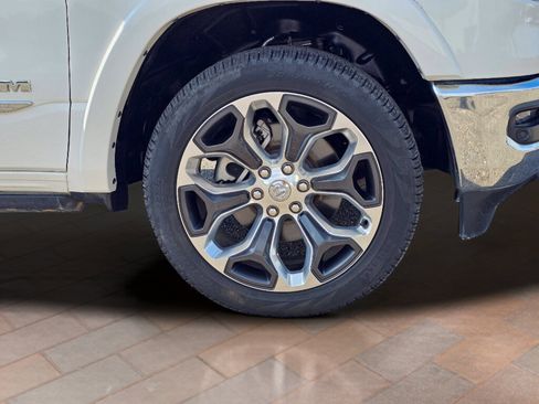 Used 2022 RAM 1500 Limited AWD/4WD image 6