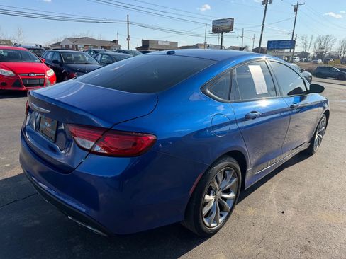 Used 2015 Chrysler 200 S FWD image 3