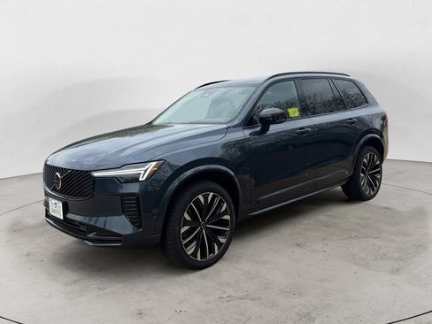 New 2026 Volvo XC90 T8 Ultra w/ Protection Package Premier AWD/4WD image 2